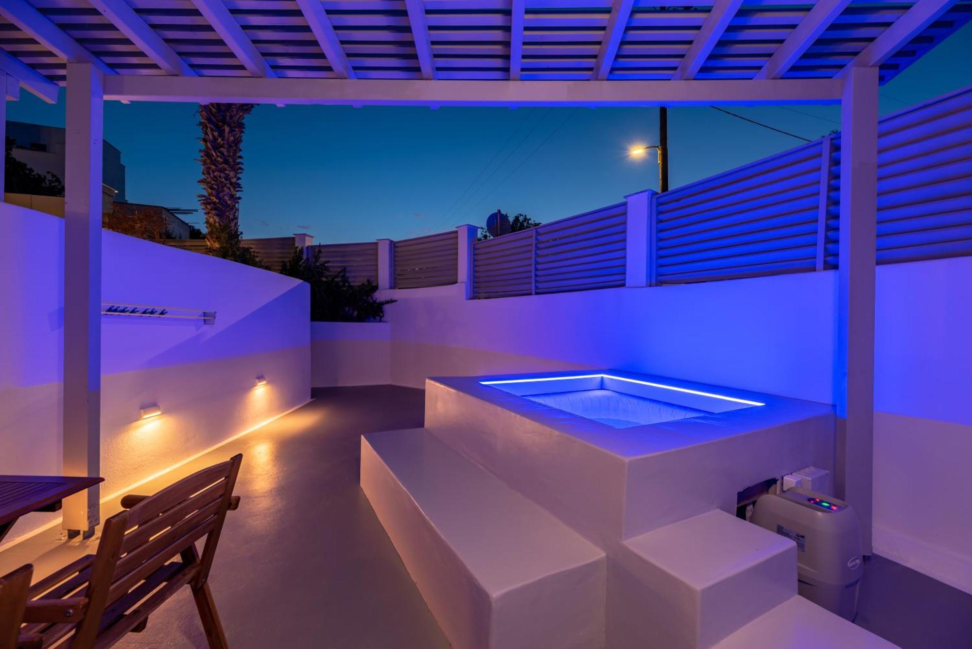 Aerenia Luxury Suites Картерадос Экстерьер фото